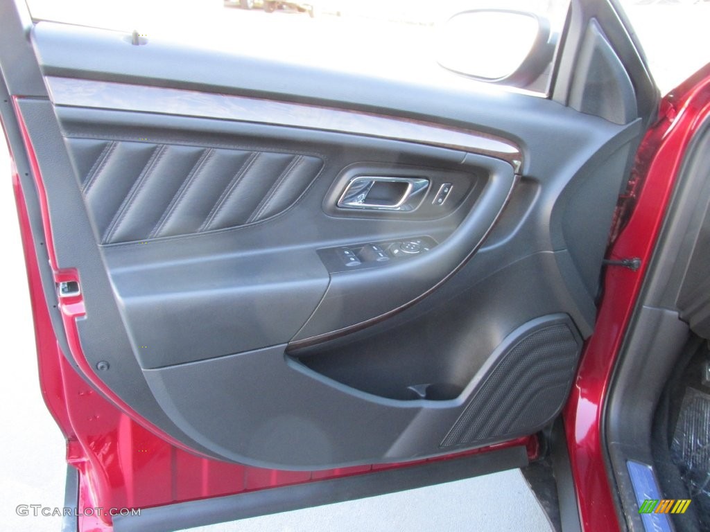 2016 Ford Taurus Limited Door Panel Photos