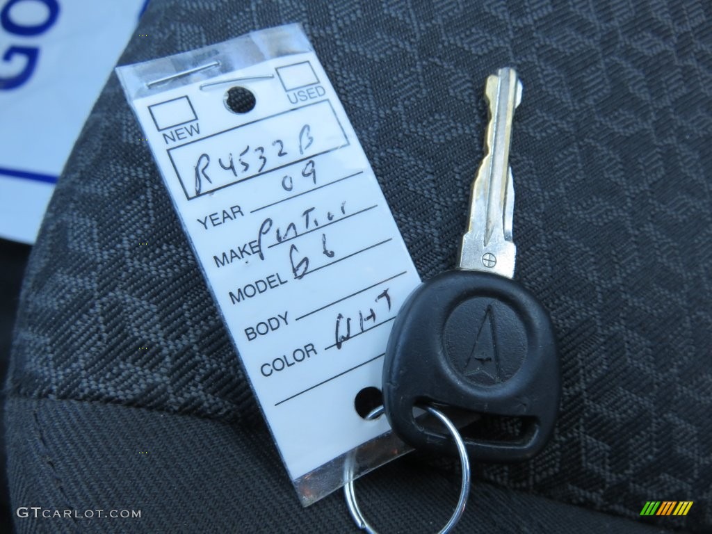 2009 G6 Sedan - Summit White / Light Taupe photo #28