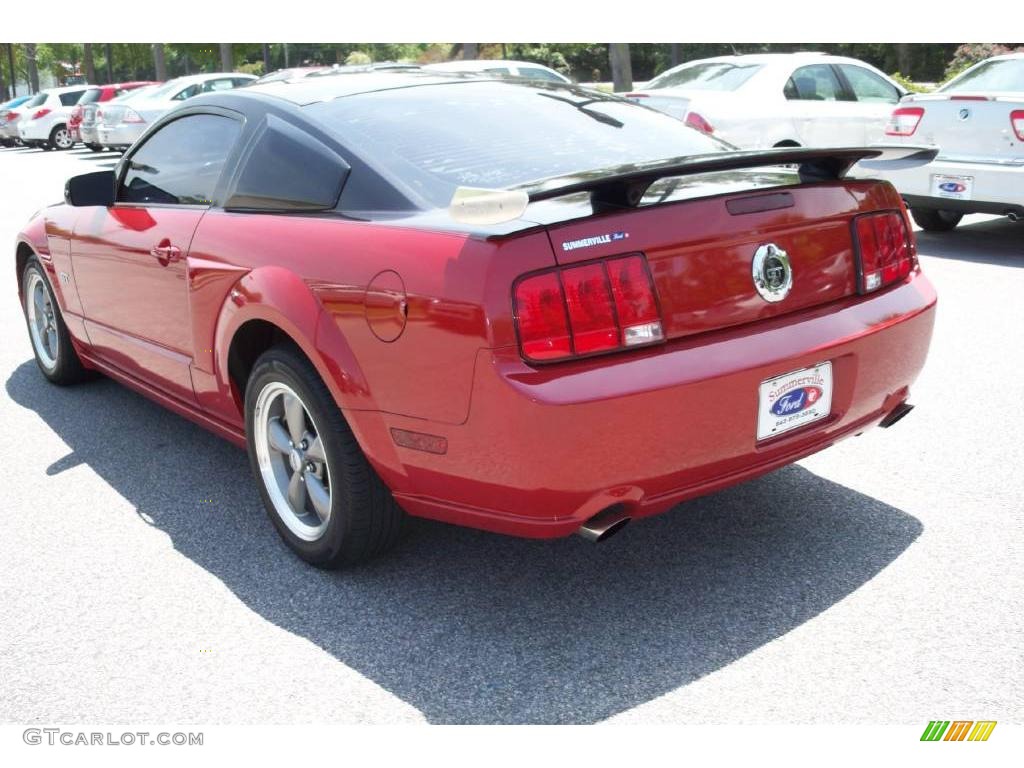 2005 Mustang GT Premium Coupe - Redfire Metallic / Red Leather photo #14