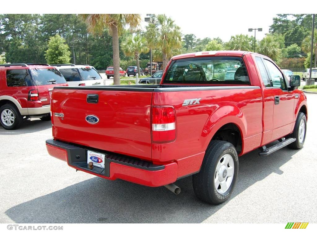 2004 F150 STX Regular Cab - Bright Red / Dark Flint photo #15