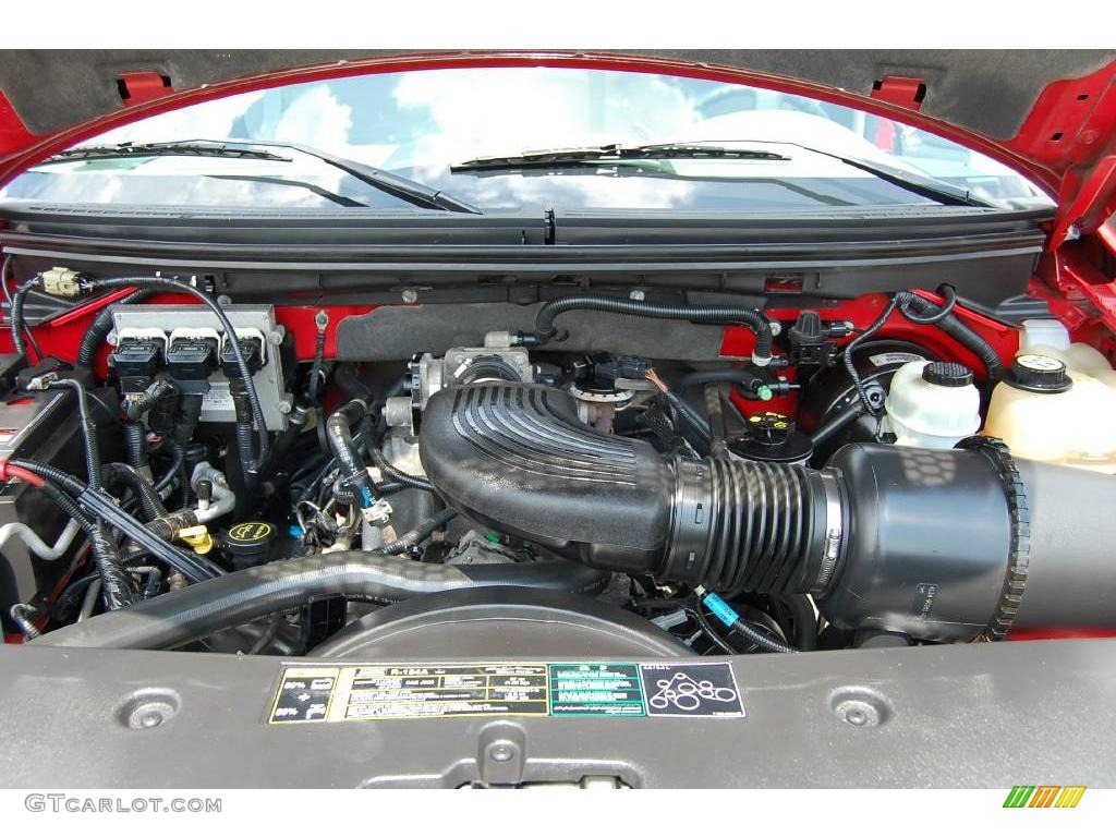 2004 F150 STX Regular Cab - Bright Red / Dark Flint photo #21