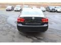 Black - Passat 1.8T SE Photo No. 3