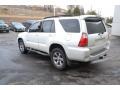 Natural White - 4Runner SR5 Photo No. 4