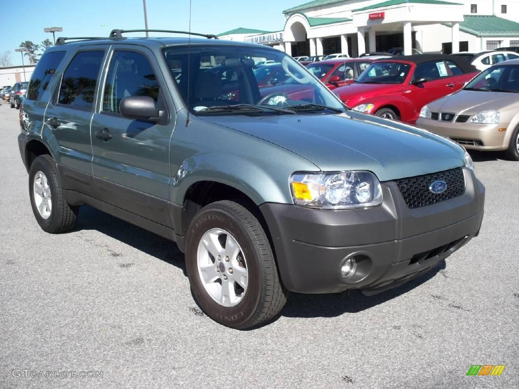 2006 Escape XLT - Titanium Green Metallic / Medium/Dark Flint photo #1