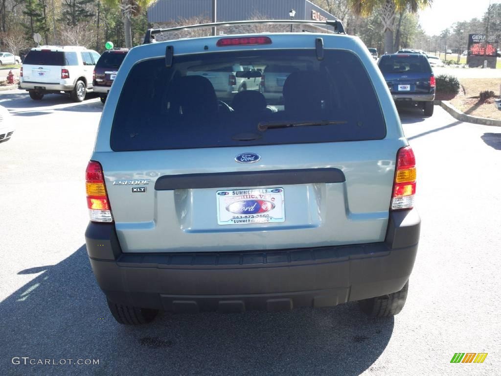 2006 Escape XLT - Titanium Green Metallic / Medium/Dark Flint photo #15