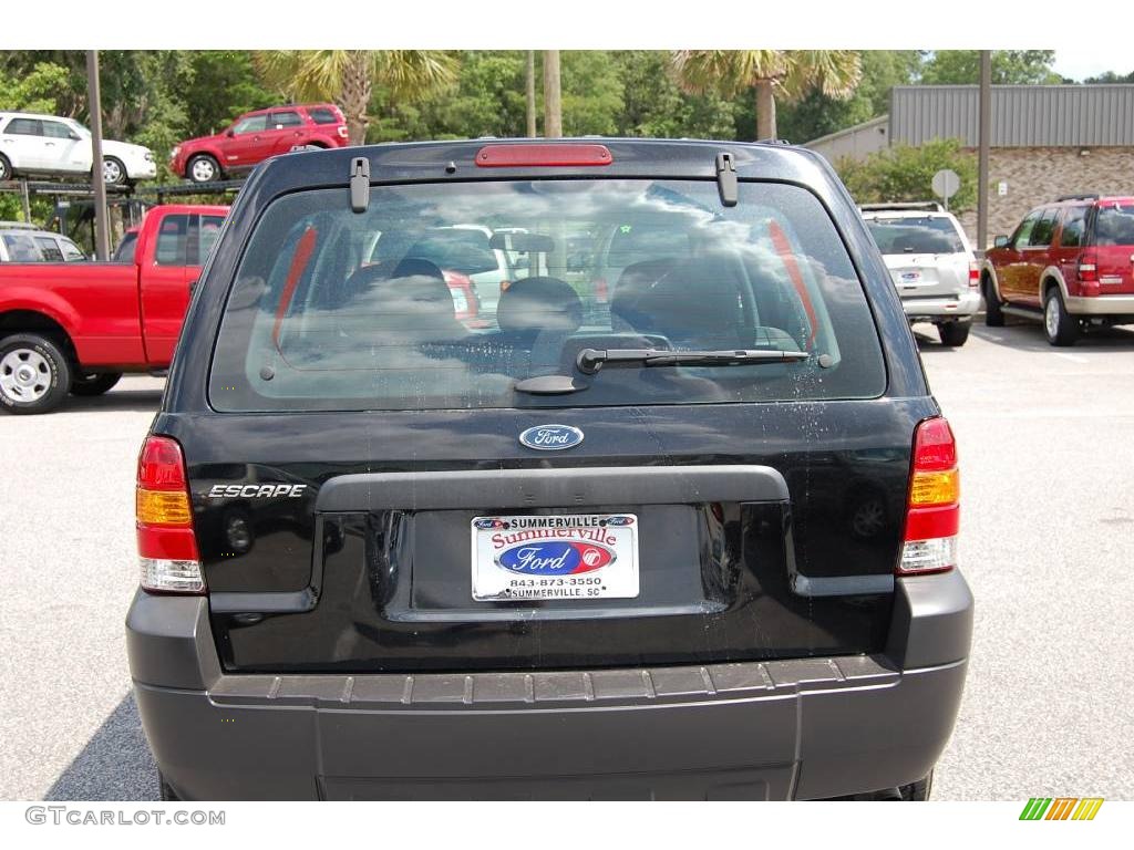 2006 Escape XLS - Black / Medium/Dark Flint photo #15