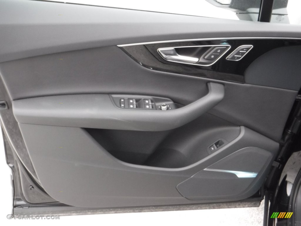 2017 Audi Q7 3.0T quattro Premium Plus Black Door Panel Photo #110228637