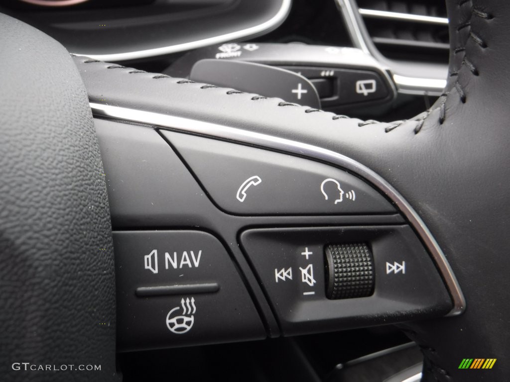 2017 Audi Q7 3.0T quattro Premium Plus Controls Photo #110228858