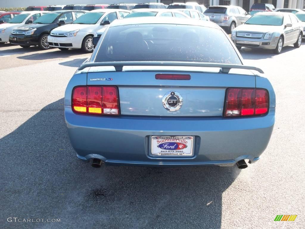 2006 Mustang GT Premium Coupe - Windveil Blue Metallic / Dark Charcoal photo #14