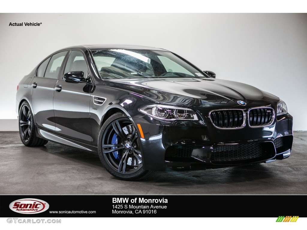 2016 M5 Sedan - Black Sapphire Metallic / Black photo #1