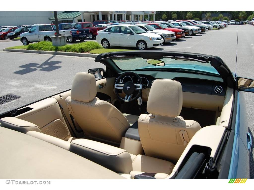 2006 Mustang V6 Premium Convertible - Windveil Blue Metallic / Light Parchment photo #11