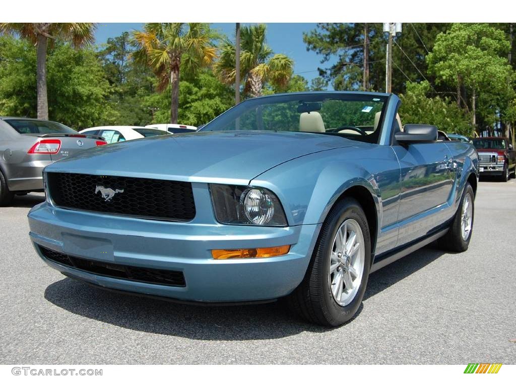 2006 Mustang V6 Premium Convertible - Windveil Blue Metallic / Light Parchment photo #12
