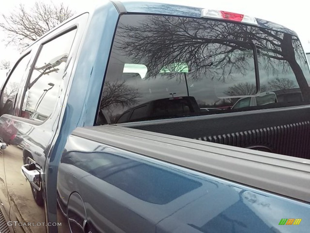 2016 F150 XLT SuperCrew - Blue Jeans / Medium Earth Gray photo #9