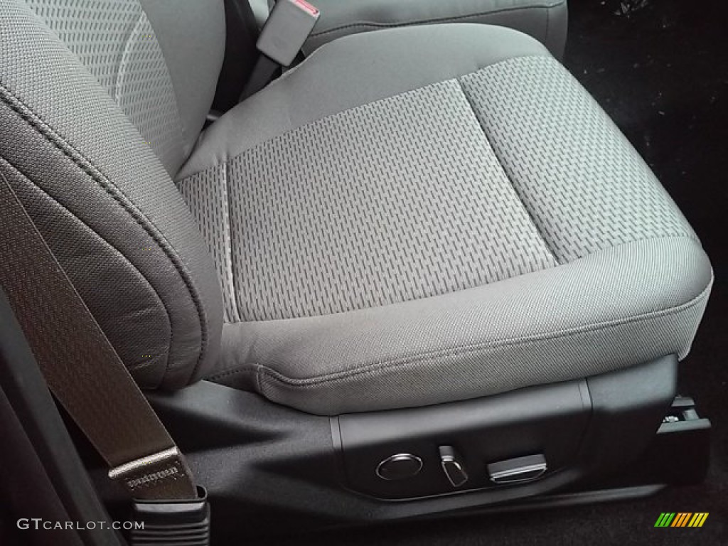 2016 F150 XLT SuperCrew - Blue Jeans / Medium Earth Gray photo #15