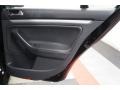 Black Uni - Jetta SE Sedan Photo No. 16