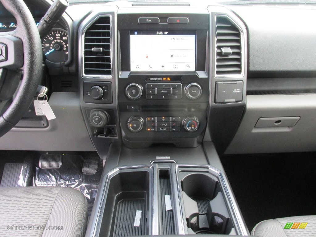 2016 F150 XLT SuperCrew - Blue Jeans / Medium Earth Gray photo #25