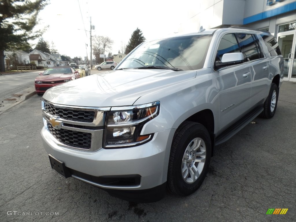 2016 Suburban LS 4WD - Silver Ice Metallic / Jet Black photo #3