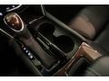 Black Raven - XTS Premium FWD Photo No. 12