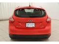 Race Red - Focus SE Hatchback Photo No. 15