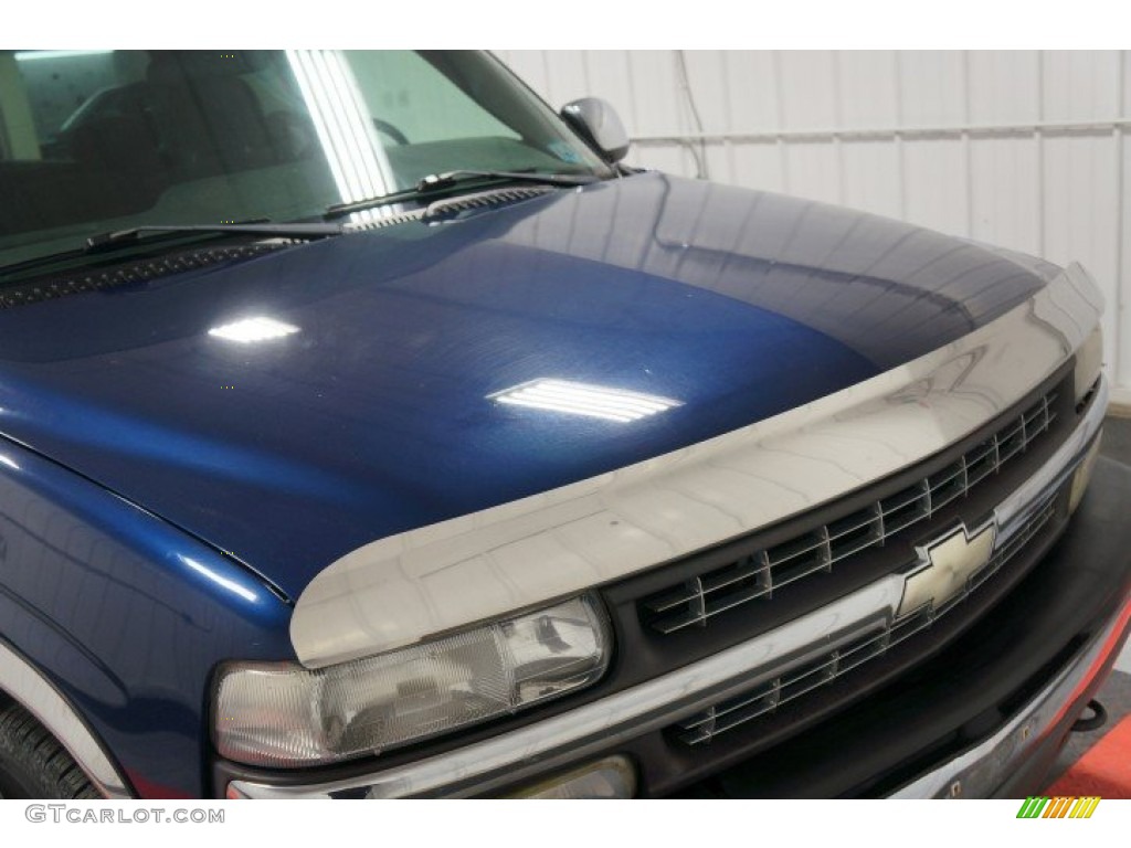 2002 Silverado 1500 LS Extended Cab 4x4 - Indigo Blue Metallic / Graphite Gray photo #51