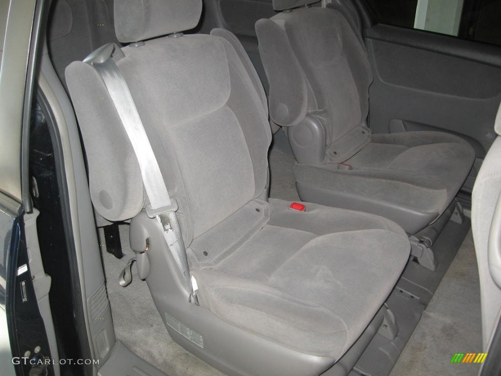 2005 Sienna LE - Stratosphere Mica / Stone photo #12