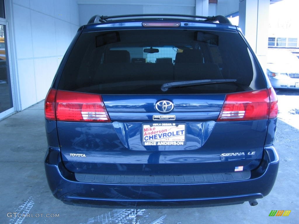 2005 Sienna LE - Stratosphere Mica / Stone photo #17