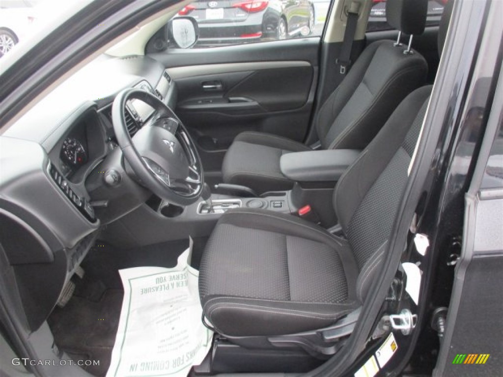 Black Interior 2016 Mitsubishi Outlander SE Photo #110257132