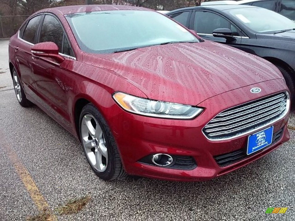 2016 Fusion SE - Ruby Red Metallic / Charcoal Black photo #1