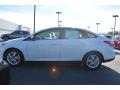 Oxford White - Focus SEL Sedan Photo No. 6