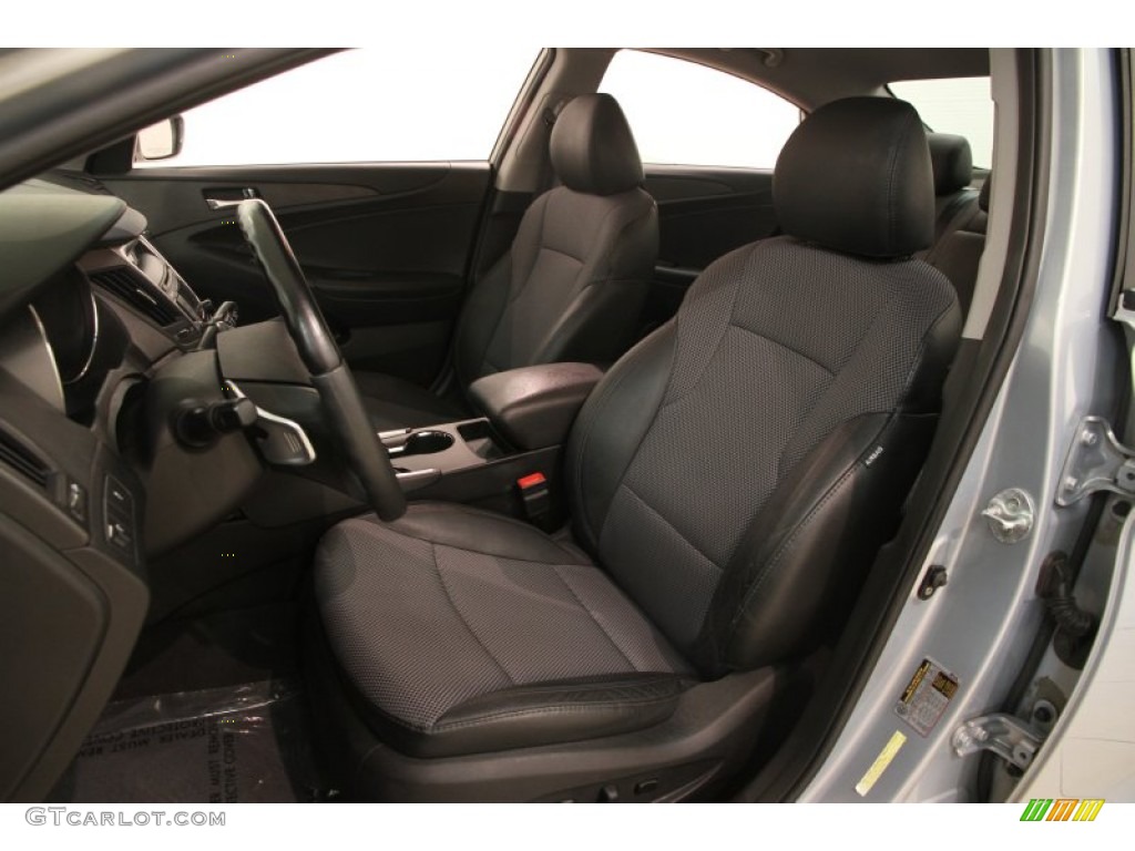 2011 Sonata SE - Iridescent Silver Blue Metallic / Black photo #5