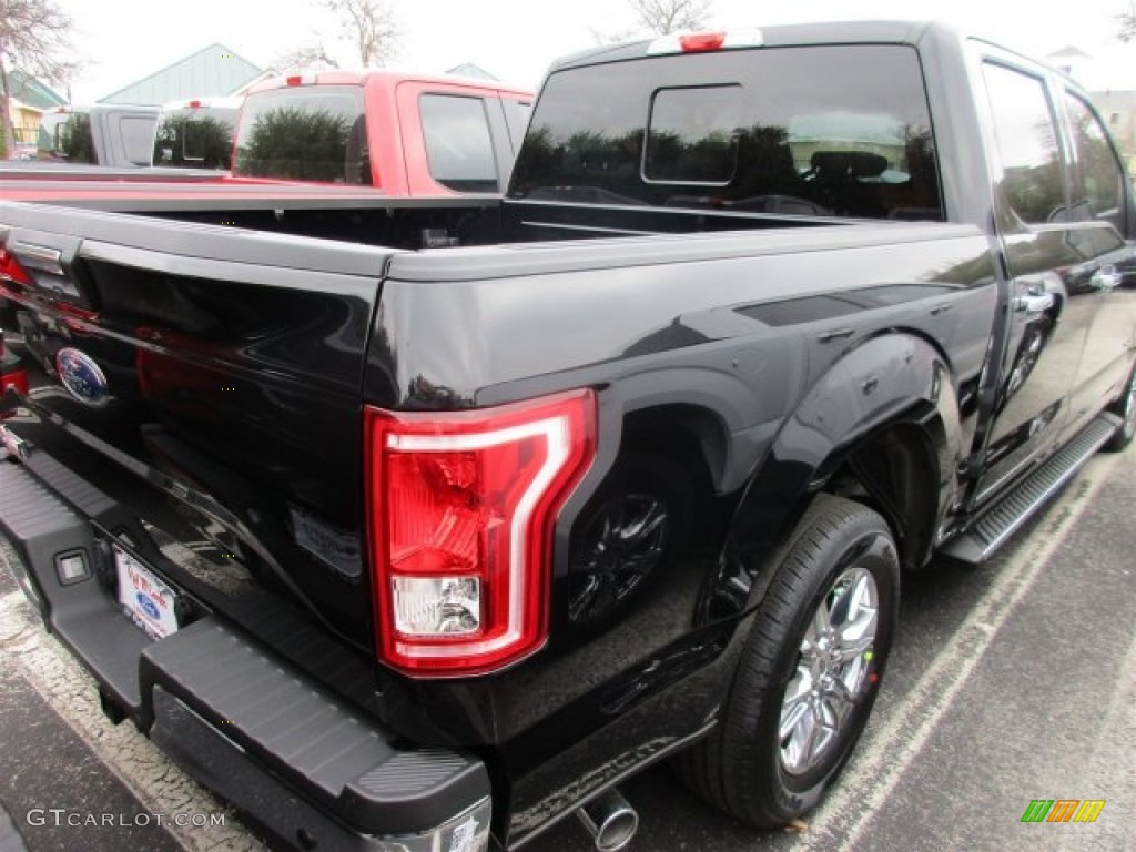 2016 F150 XLT SuperCrew - Shadow Black / Medium Earth Gray photo #8