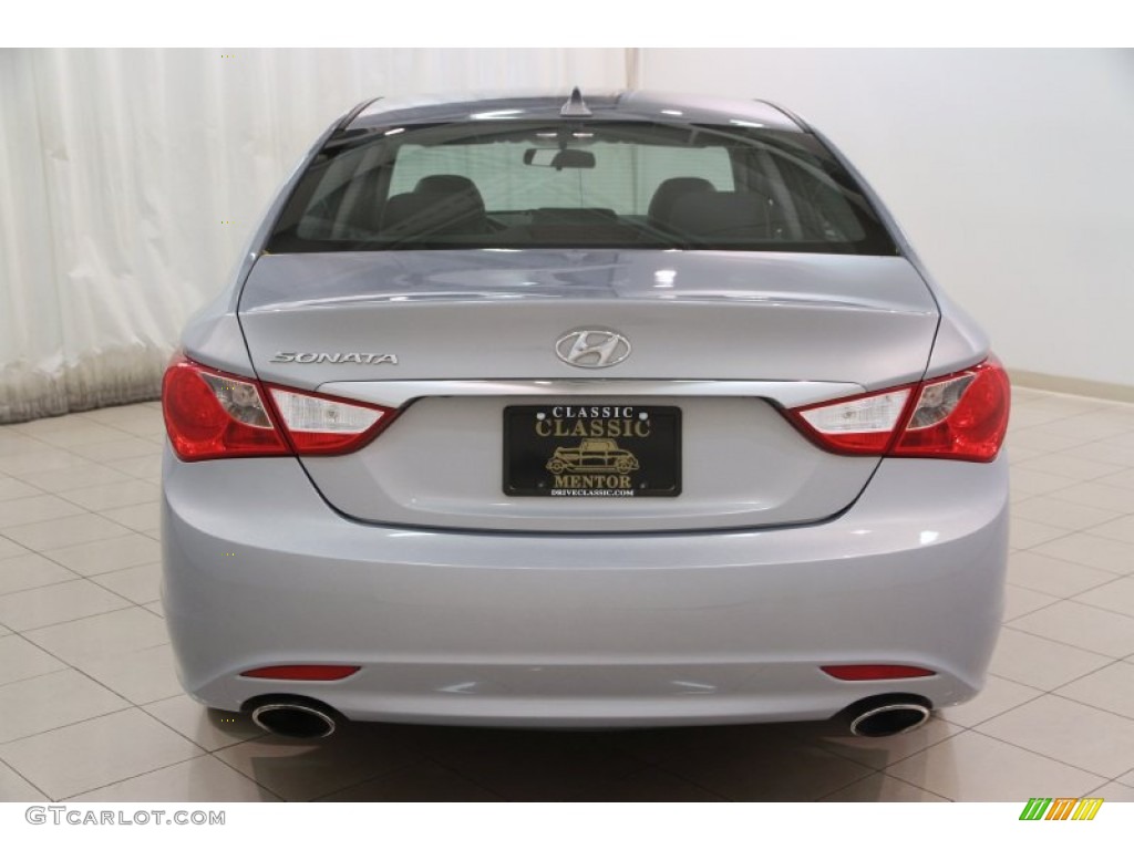 2011 Sonata SE - Iridescent Silver Blue Metallic / Black photo #13