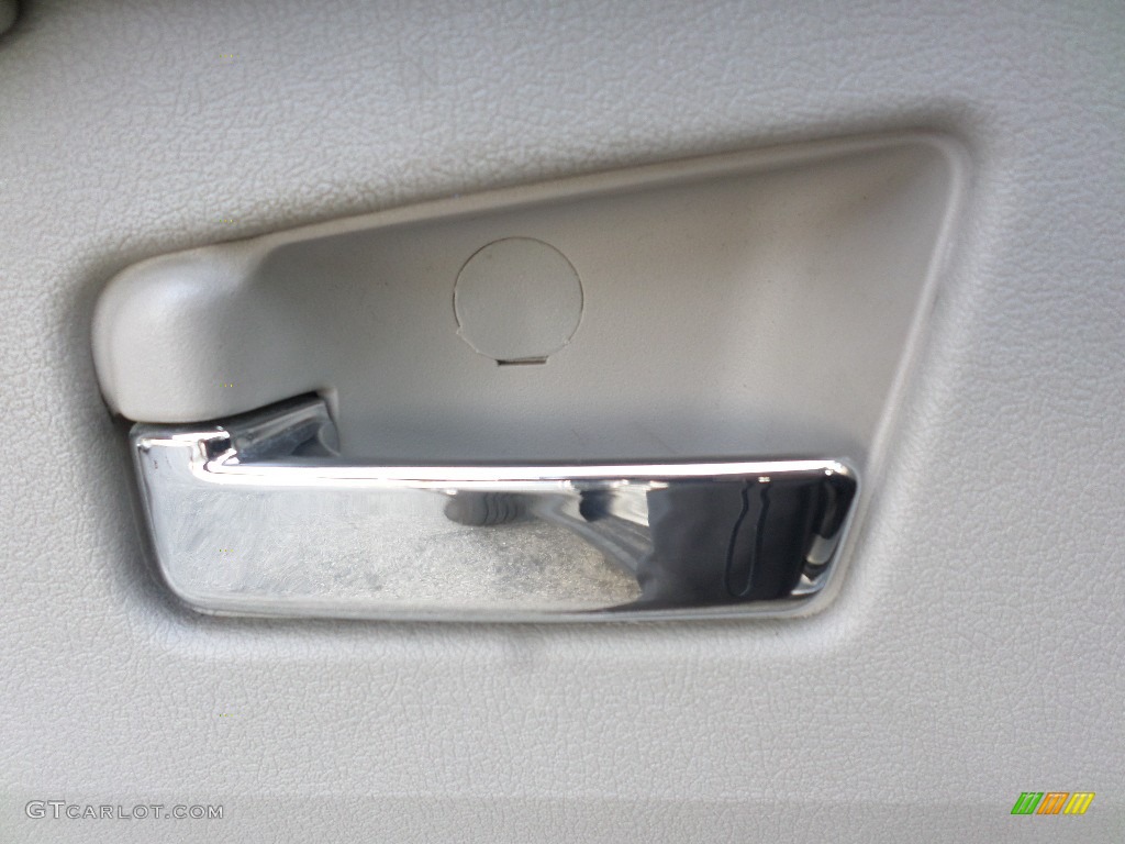 2008 Grand Cherokee Limited 4x4 - Bright Silver Metallic / Dark Slate Gray/Light Graystone photo #8