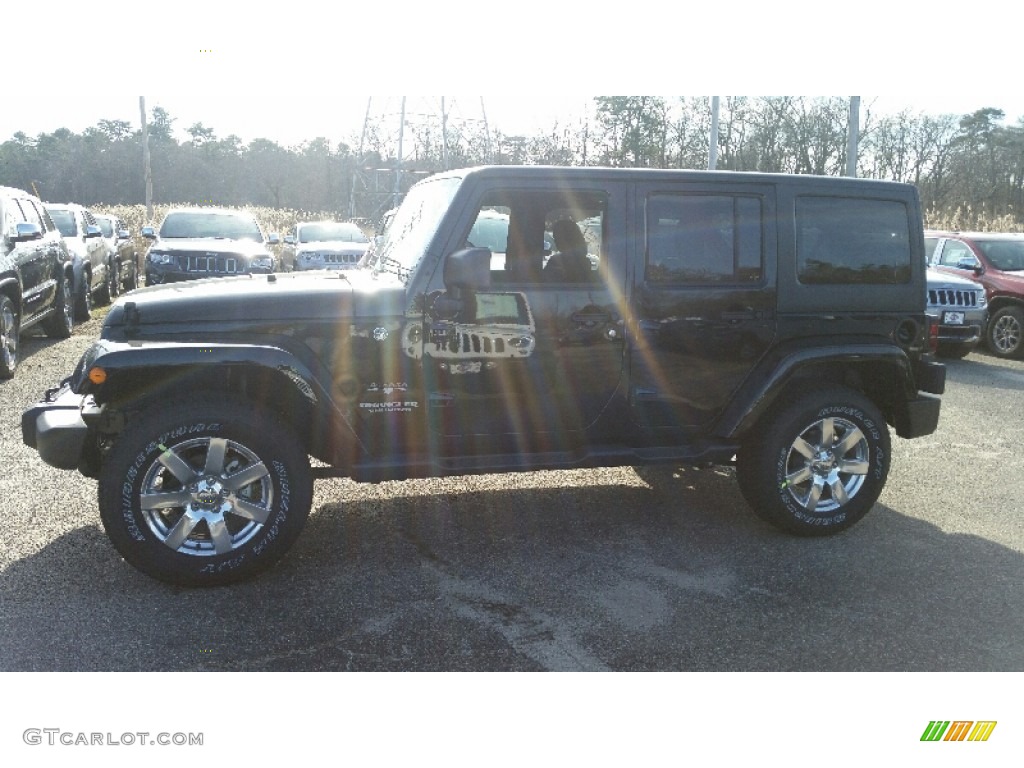 2016 Wrangler Unlimited Sahara 4x4 - Black / Black photo #3