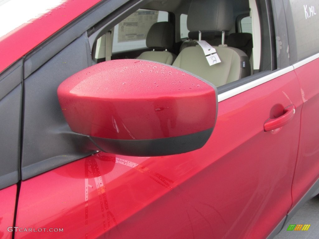 2016 Escape SE - Ruby Red Metallic / Medium Light Stone photo #12