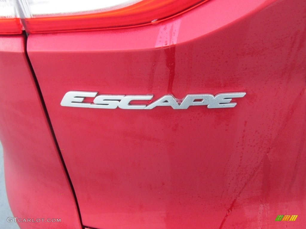 2016 Escape SE - Ruby Red Metallic / Medium Light Stone photo #13