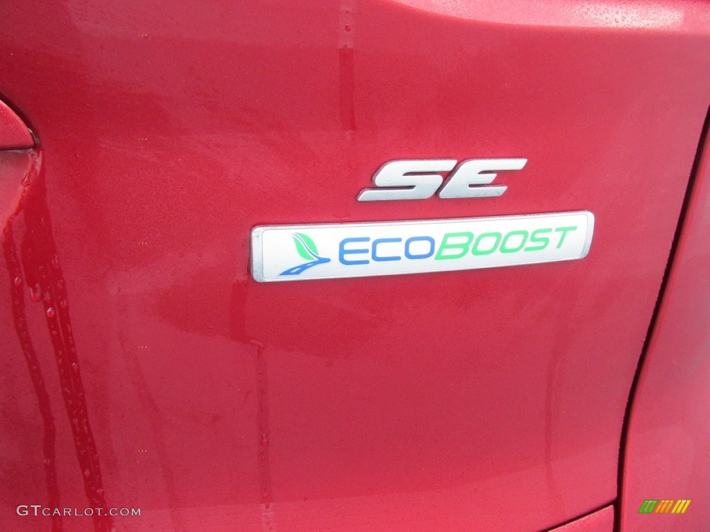 2016 Escape SE - Ruby Red Metallic / Medium Light Stone photo #14
