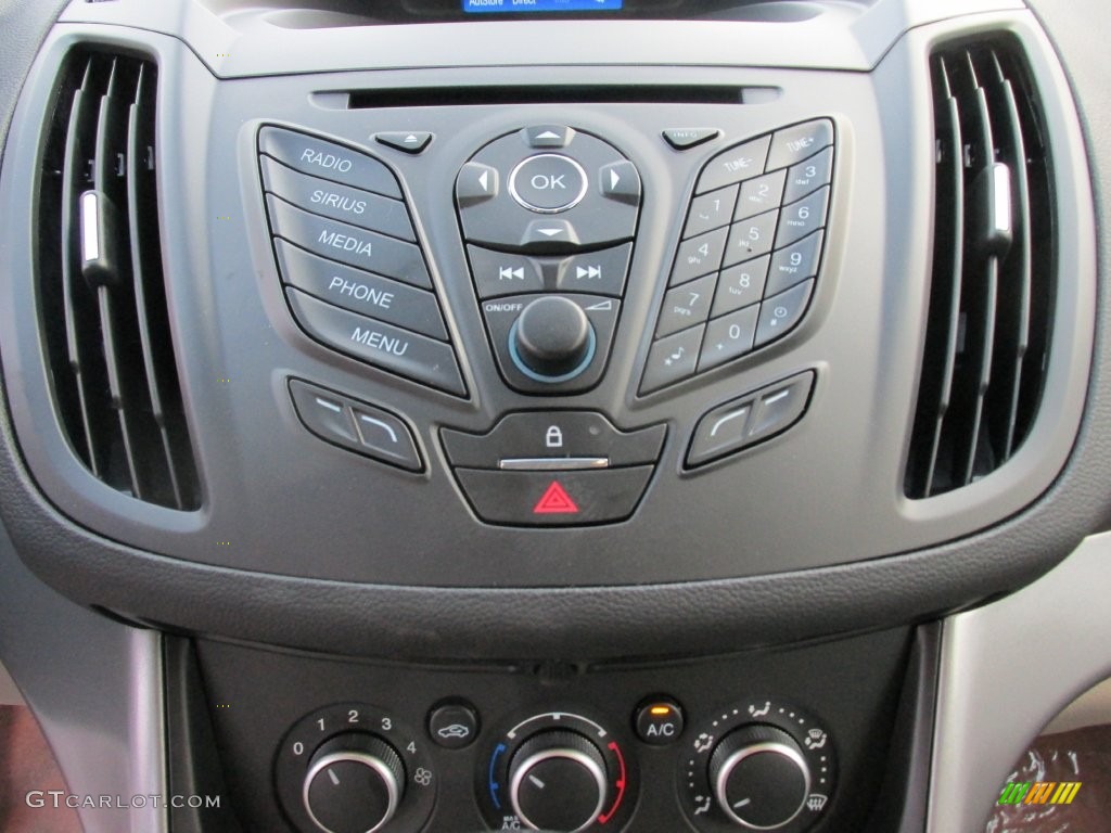 2016 Escape SE - Ruby Red Metallic / Medium Light Stone photo #25