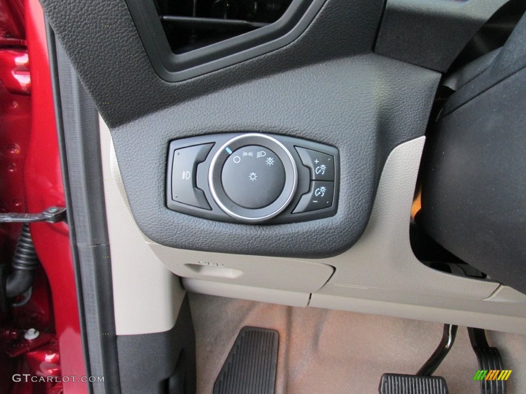 2016 Escape SE - Ruby Red Metallic / Medium Light Stone photo #30