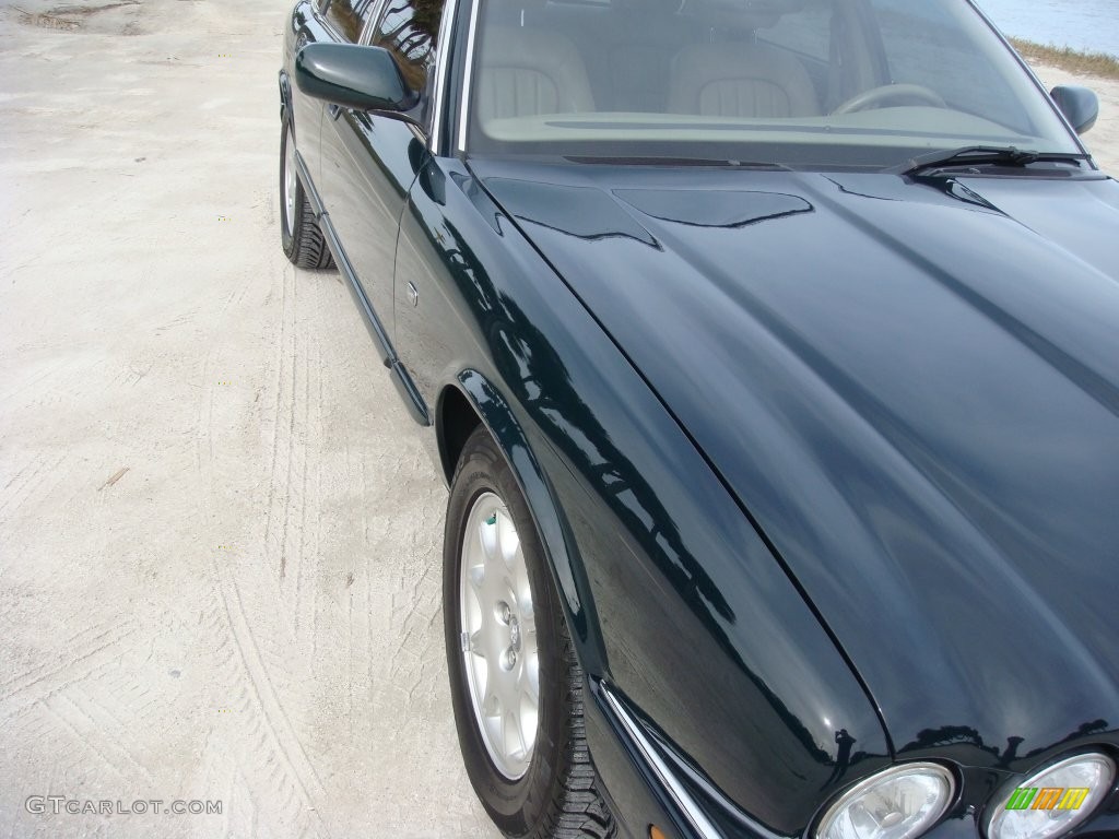 2000 XJ XJ8 - British Racing Green / Cashmere photo #9