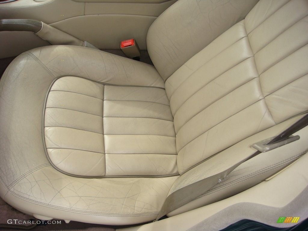 2000 XJ XJ8 - British Racing Green / Cashmere photo #11