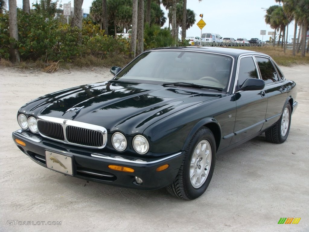 2000 XJ XJ8 - British Racing Green / Cashmere photo #29