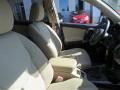 Super White - RAV4 I4 Photo No. 18