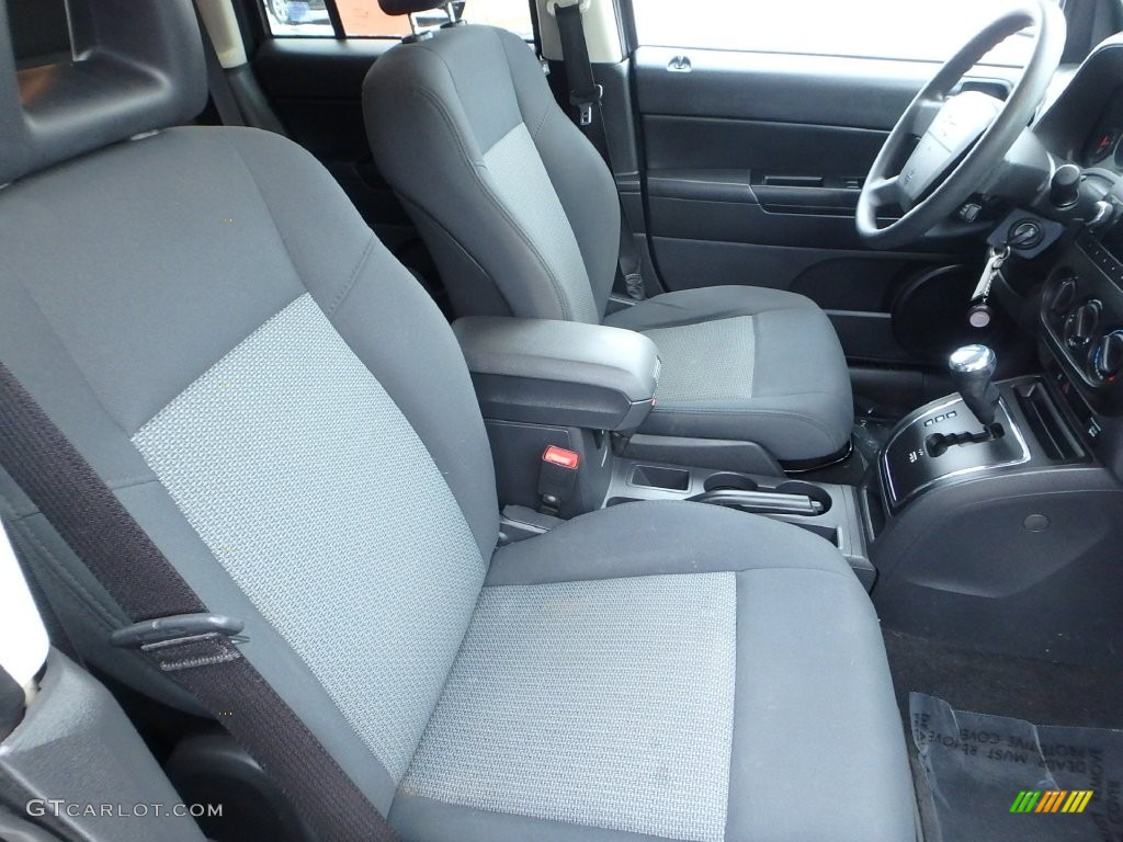 2009 Compass Sport - Brilliant Black Crystal Pearl / Dark Slate Gray/Medium Slate Gray photo #15