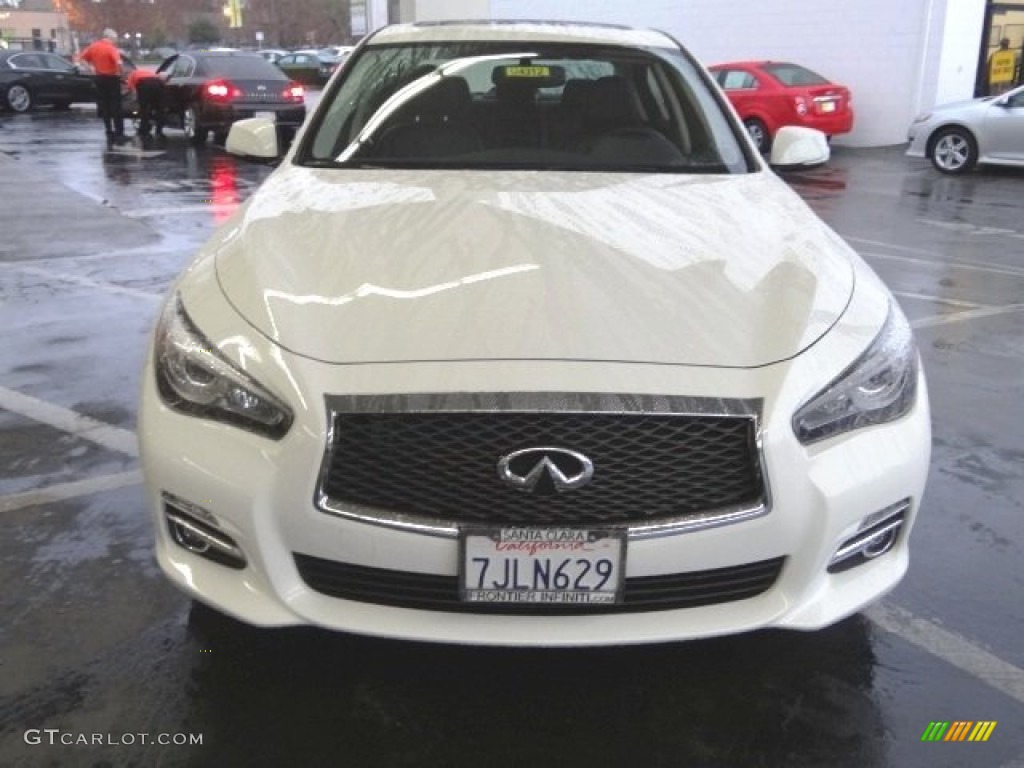 2015 Q50 3.7 - Moonlight White / Graphite photo #3