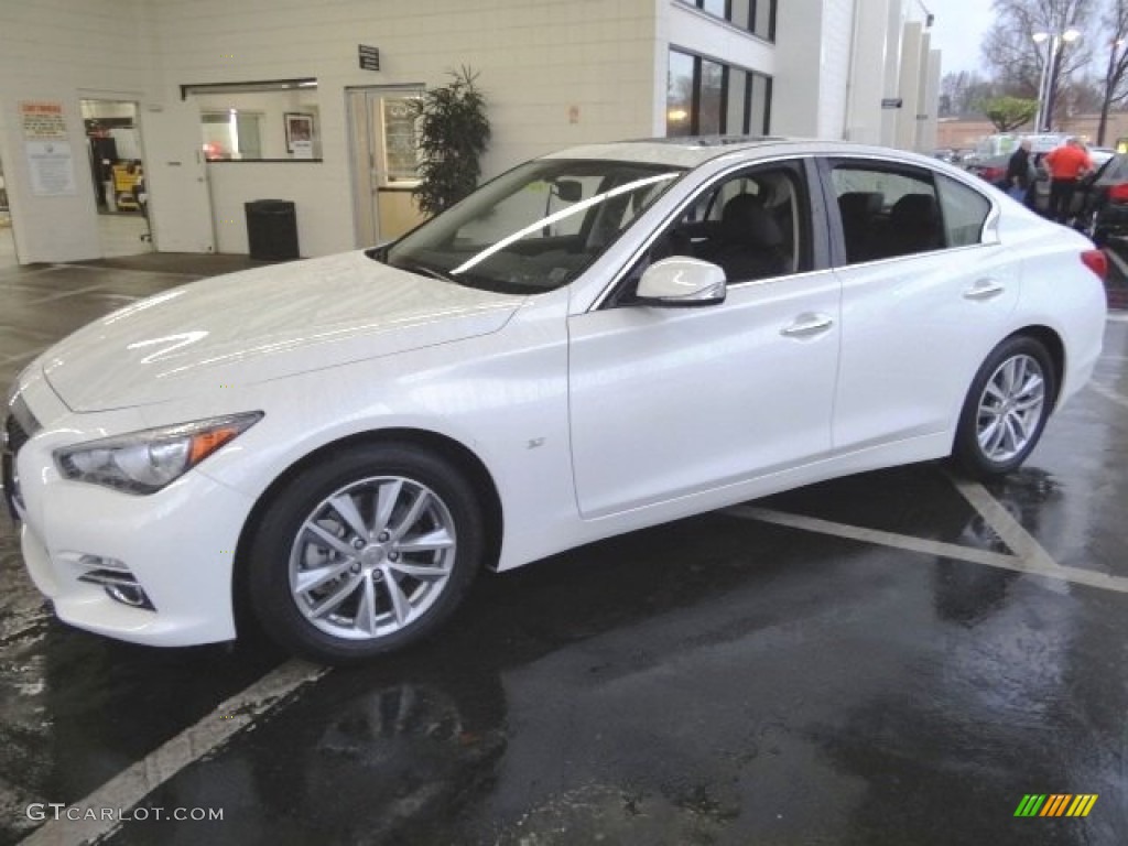 2015 Q50 3.7 - Moonlight White / Graphite photo #17