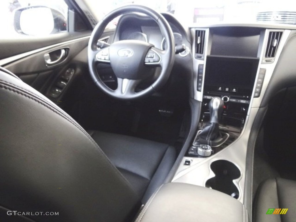 2015 Q50 3.7 - Moonlight White / Graphite photo #34