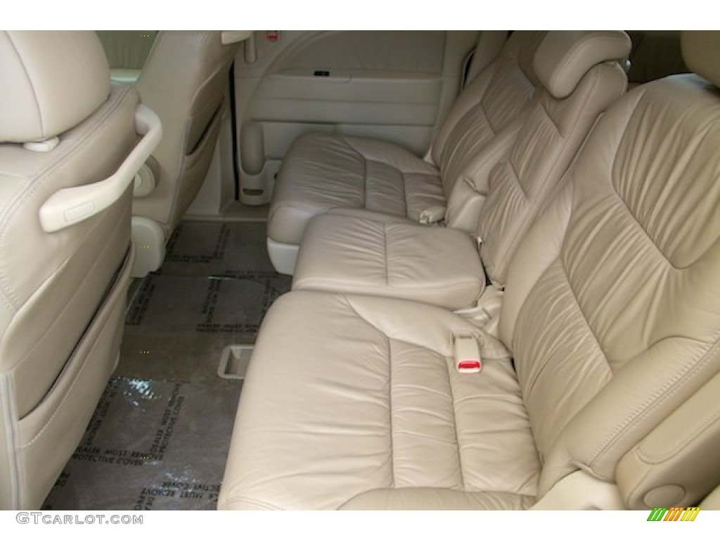 2010 Odyssey Touring - Taffeta White / Beige photo #4