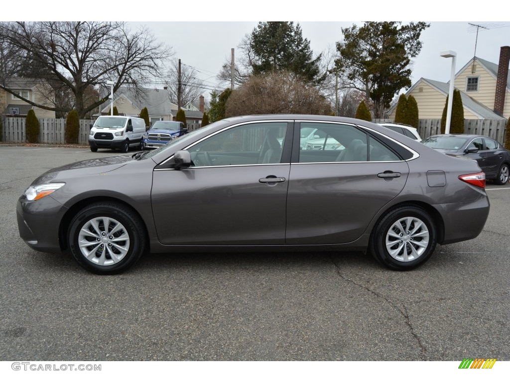 2015 Camry LE - Predawn Gray Mica / Ash photo #3