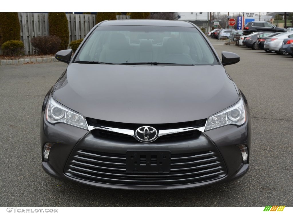 2015 Camry LE - Predawn Gray Mica / Ash photo #5